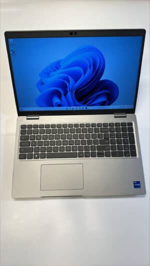Dell Latitude 5521 i7 11th Gen 1TB SSD 16GB 15.6 Laptop No OS NVIDIA MX250