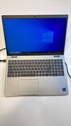 Dell Latitude 5521, i7 11850H, 1TB SSD, 16GB, GeForce MX250, No OS, 15.6" FHD